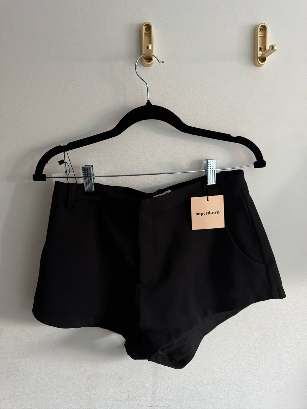 superdown Black Tailored mini Women’s Shorts